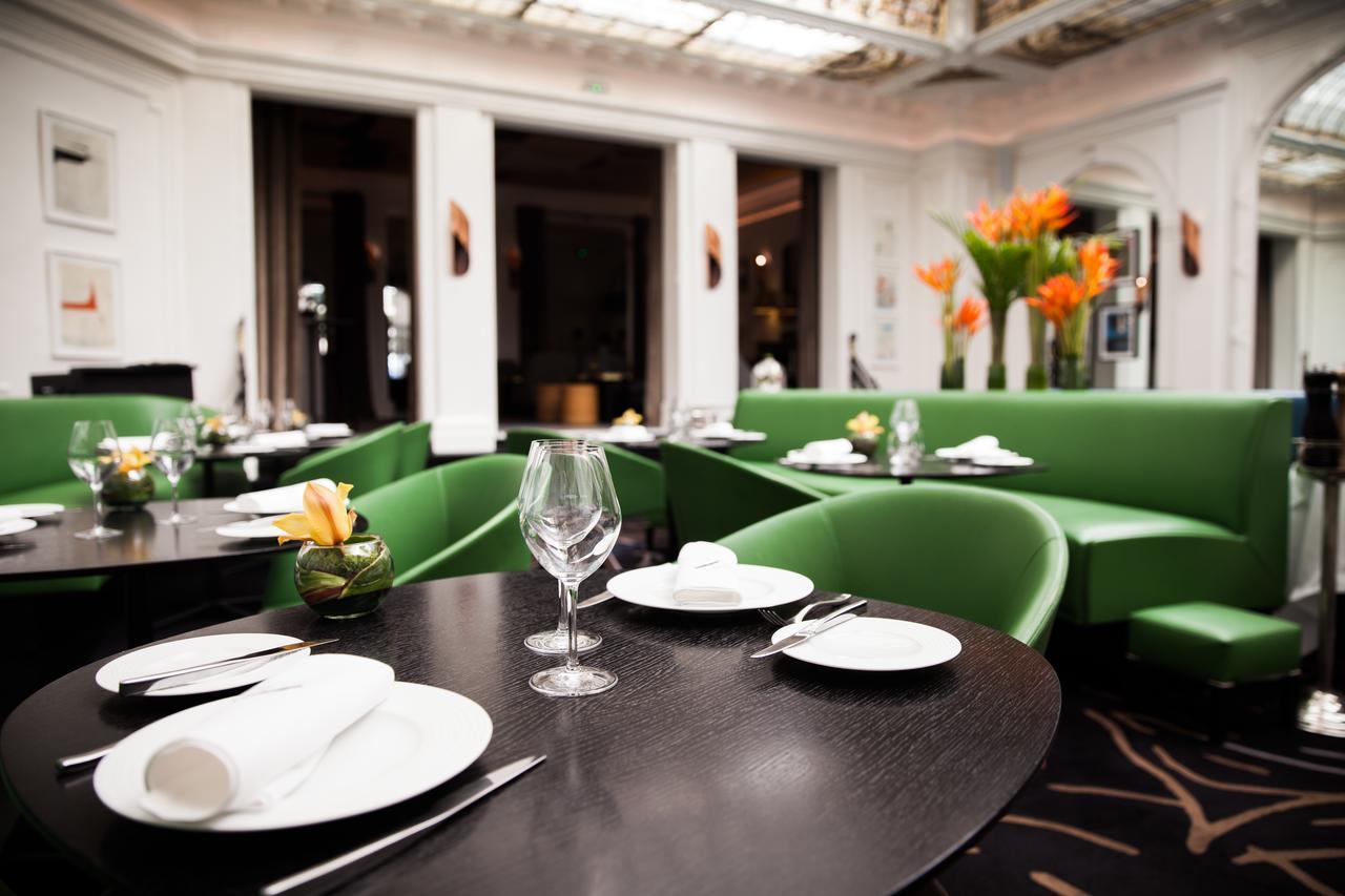 Hotel Vernet Champs Elysees Paris Exteriör bild